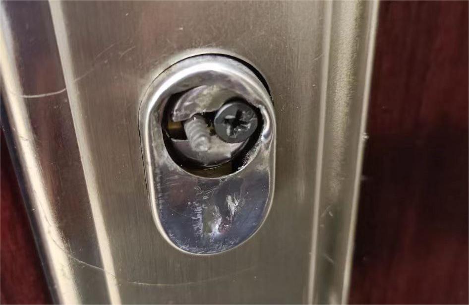 逼迫中的见证:被破门之平安如江河